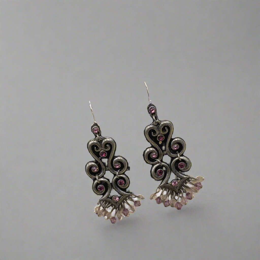 Chandeliers Tussles Oxidised Earrings