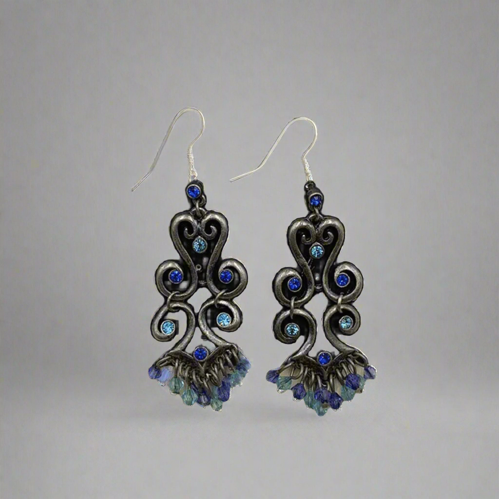 Chandeliers Tussles Oxidised Earrings