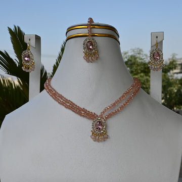 Sparkling Ovel Studded Necklace