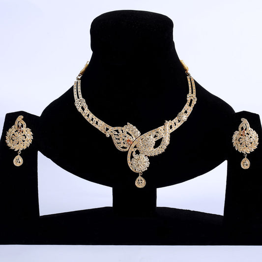 Trend Setter Golden Modern Necklace