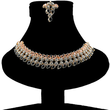cascading Leaves Design Necklace