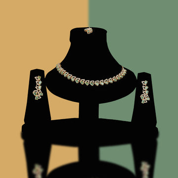 Emerald Teardrop Sequare Necklace