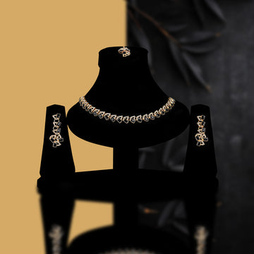 Emerald Teardrop Sequare Necklace