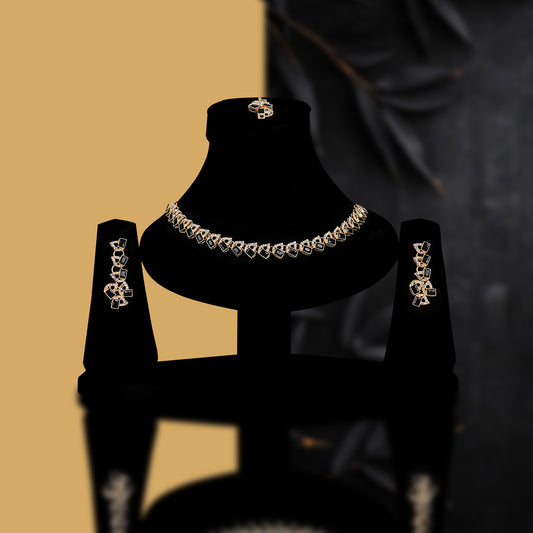 Emerald Teardrop Sequare Necklace