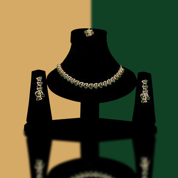 Emerald Teardrop Sequare Necklace