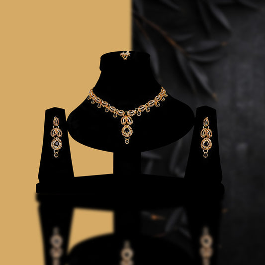 Exclusive Rhinestone Necklace