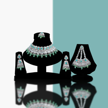 Exquisite Antique Style Bridal Set