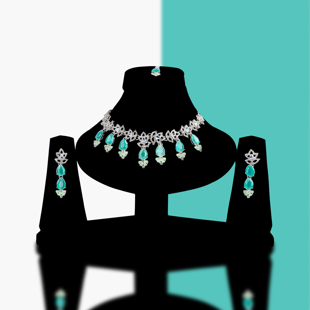 Premium Water Dropped Necklace