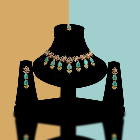 Premium Water Dropped Necklace