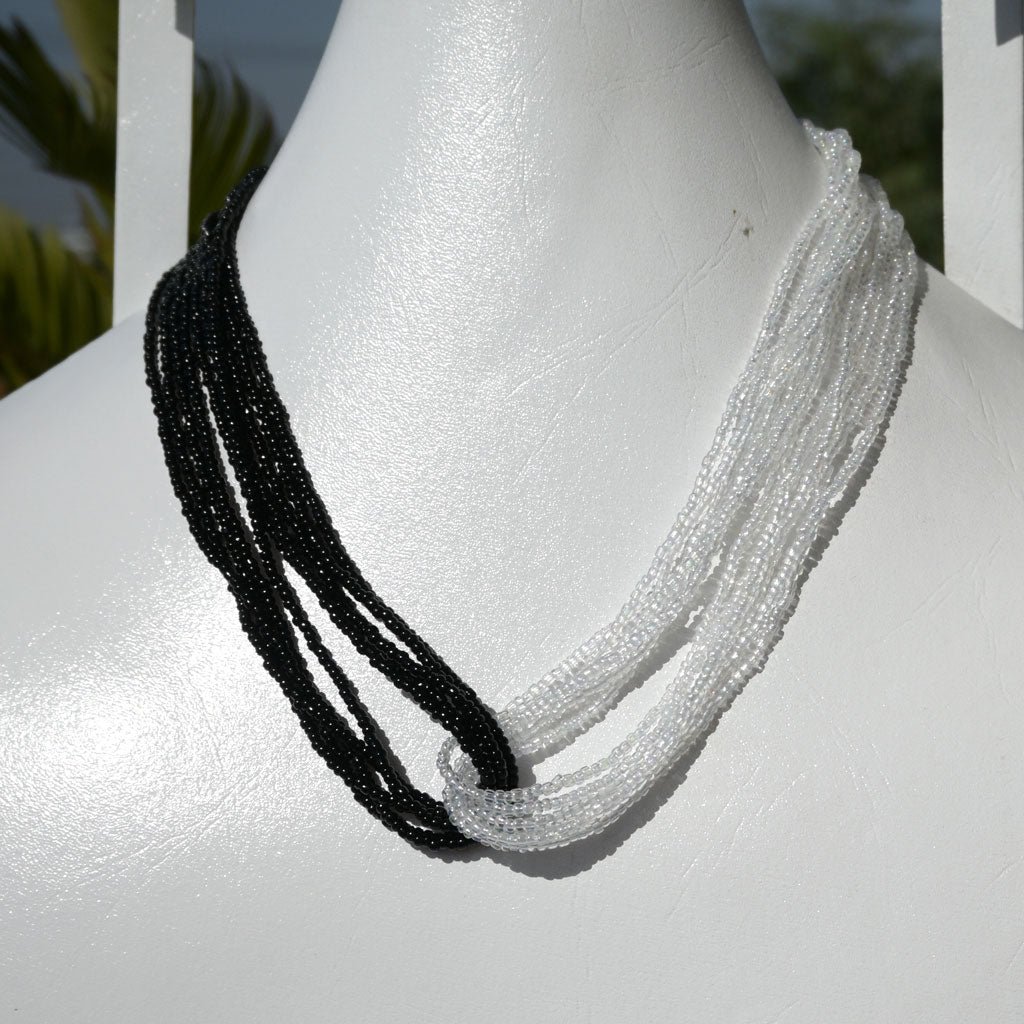 Vintage Dine Beads Necklaces