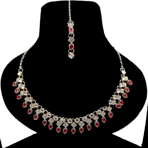 Stylish Zircon Necklace