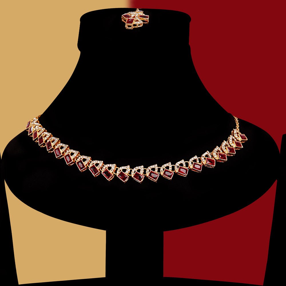Emerald Teardrop Sequare Necklace - Image 2