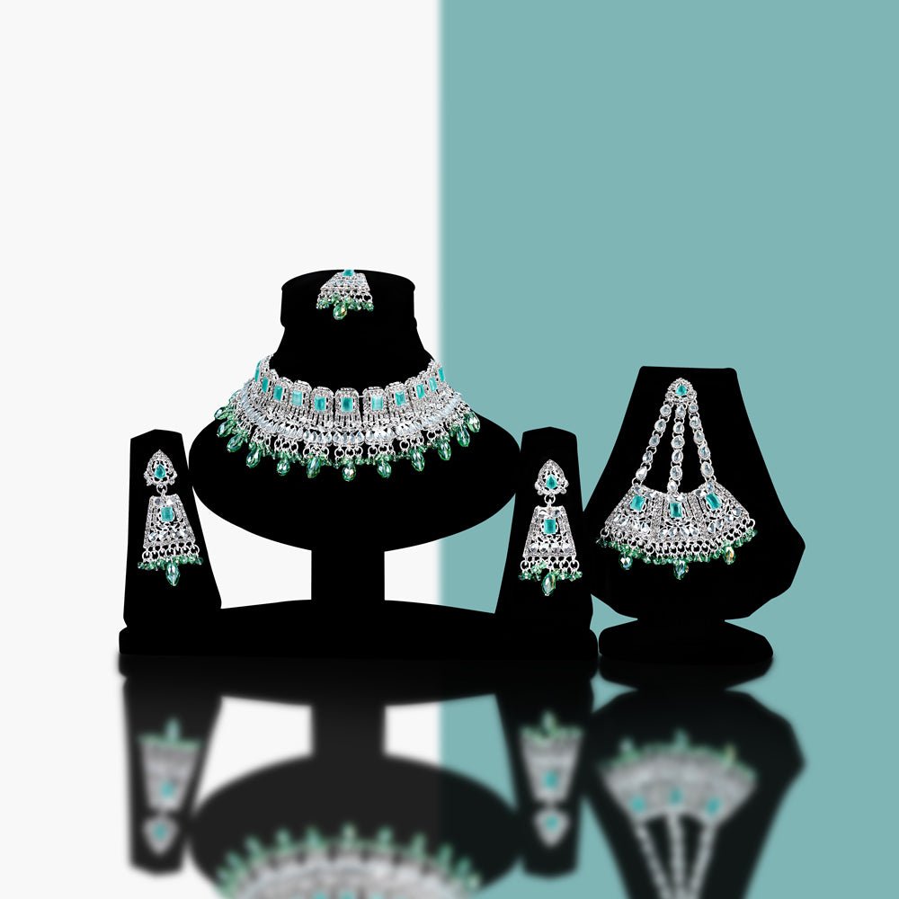 Exquisite Antique Style Bridal Set