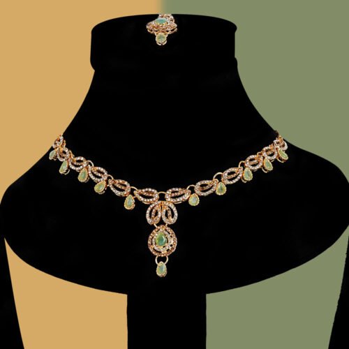 Shimmering Rhinestone Necklace